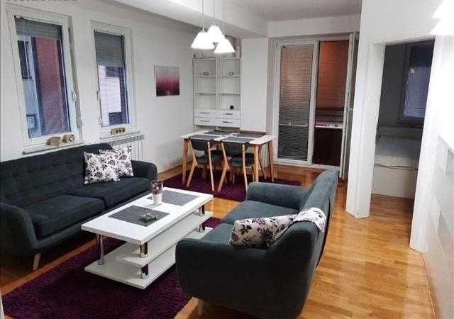 Продава се Тристаен апартамент в Бургас, Братя Миладинови - 96 кв.м за 1236 €/кв.м - Снимка #6