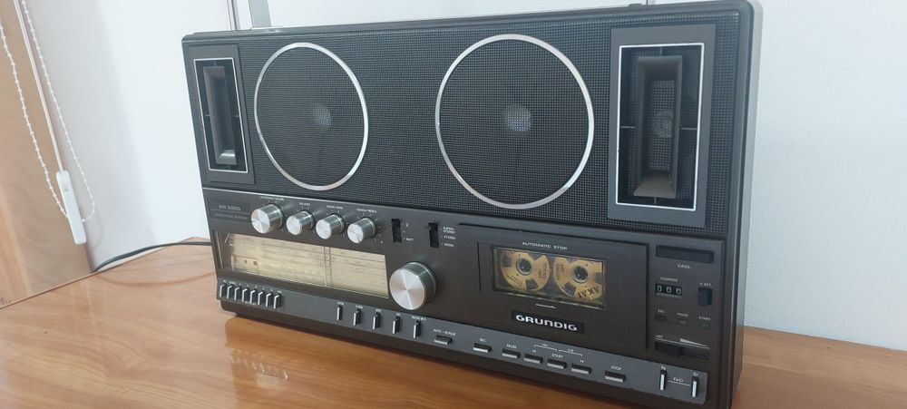 Radiocasetofon vintage Boombox GRUNDIG  RR 3000
