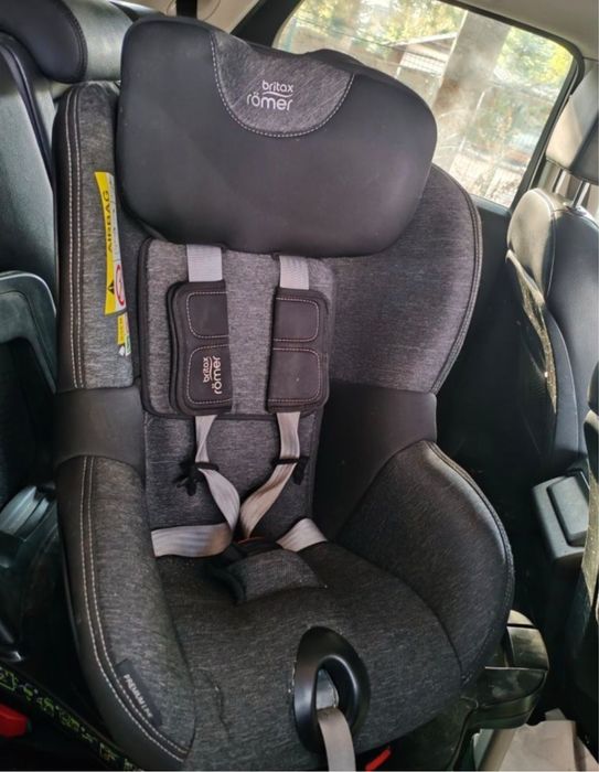 Scaun copil rotativ britax romer