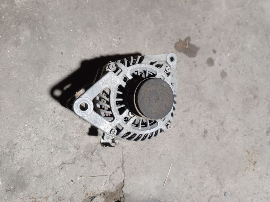 Генератор Мазда 3 BL 2011 год