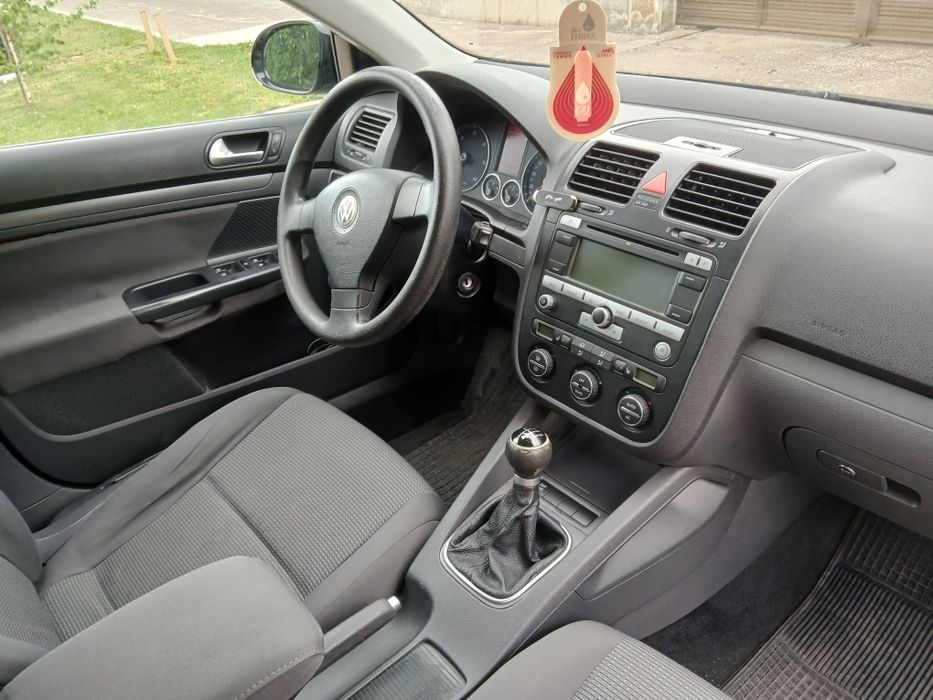 Vând Golf 5 2008