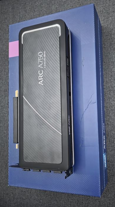 Placa video Intel Arc A750 Limited edition 8 Gb - 800 Ron pret fix
