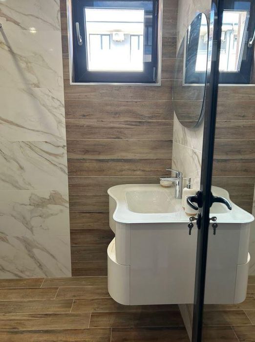 Дава се под наем Двустаен апартамент в Пловдив, Христо Смирненски - 82 кв.м за 600 € - Снимка #3