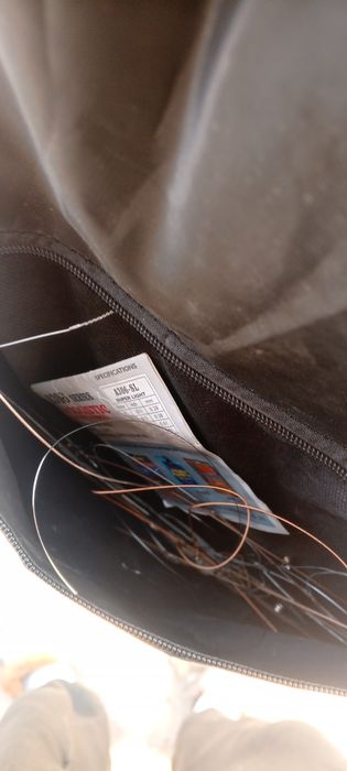 Продам гитарю очень срочно нужны деньги