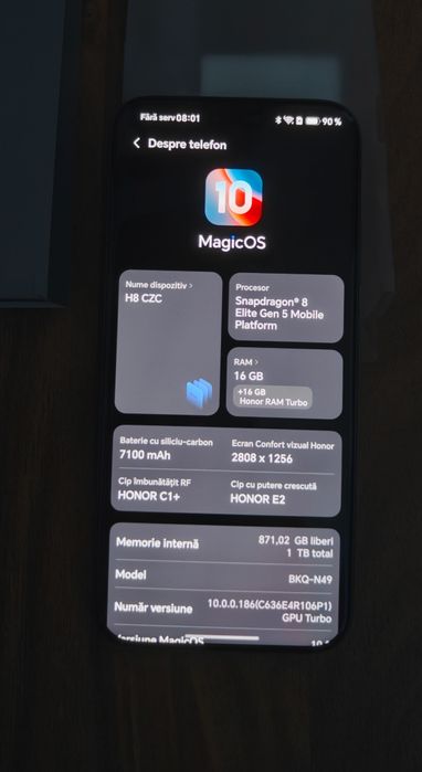 Vând telefon Honor magic 8 pro ca nou, foarte bine întreținut, 16gb/1Tb baterie de 7100, varianta globala,  impecabil, limba romana , 2 huse  incluse