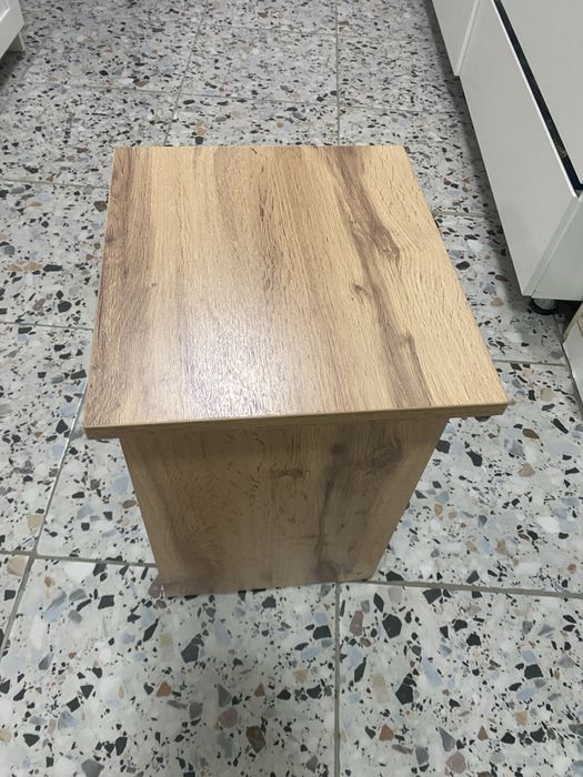 Продаю табуретки нновые