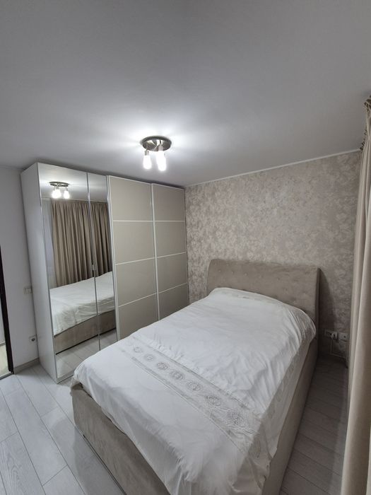 Apartament cu 2 camere  complet mobilat si utilat.