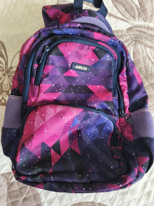 Продам  школьный рюкзак