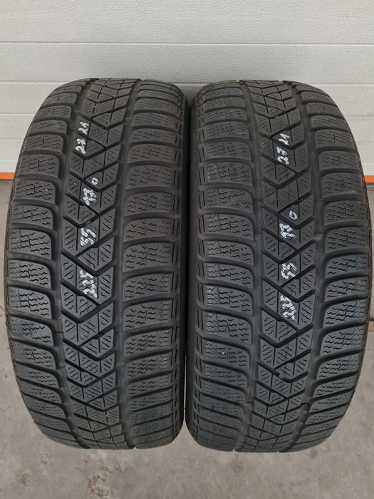 Зимни гуми 2 броя PIRELLI SottoZero3 225 55 R17 дот 2421