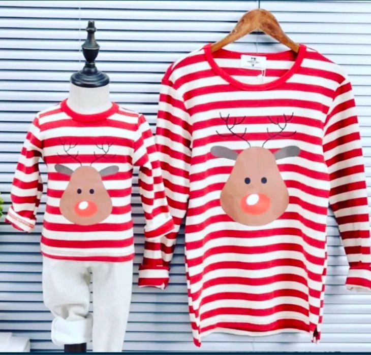 Продам новогодние свитера