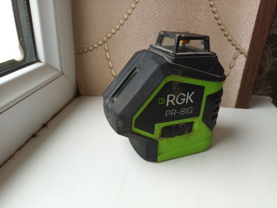 Lazerniy uroven, orginal, batareykali