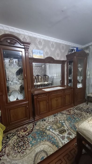 Kamot burchelari stol stul idishla salfetkalari padarka