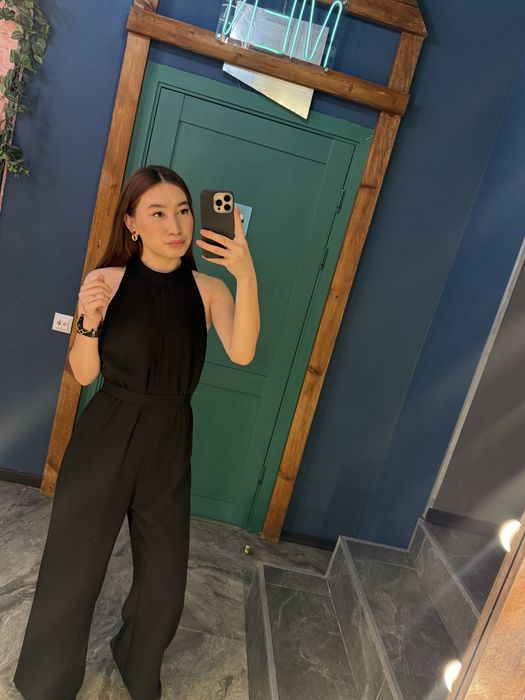 Черный камбинезон размер 42-44