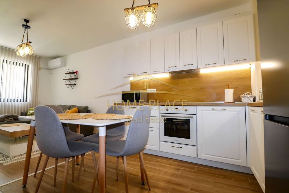 Дава се под наем Двустаен апартамент в Варна, Гранд Мол Варна - 69 кв.м за 510 € - Снимка #1