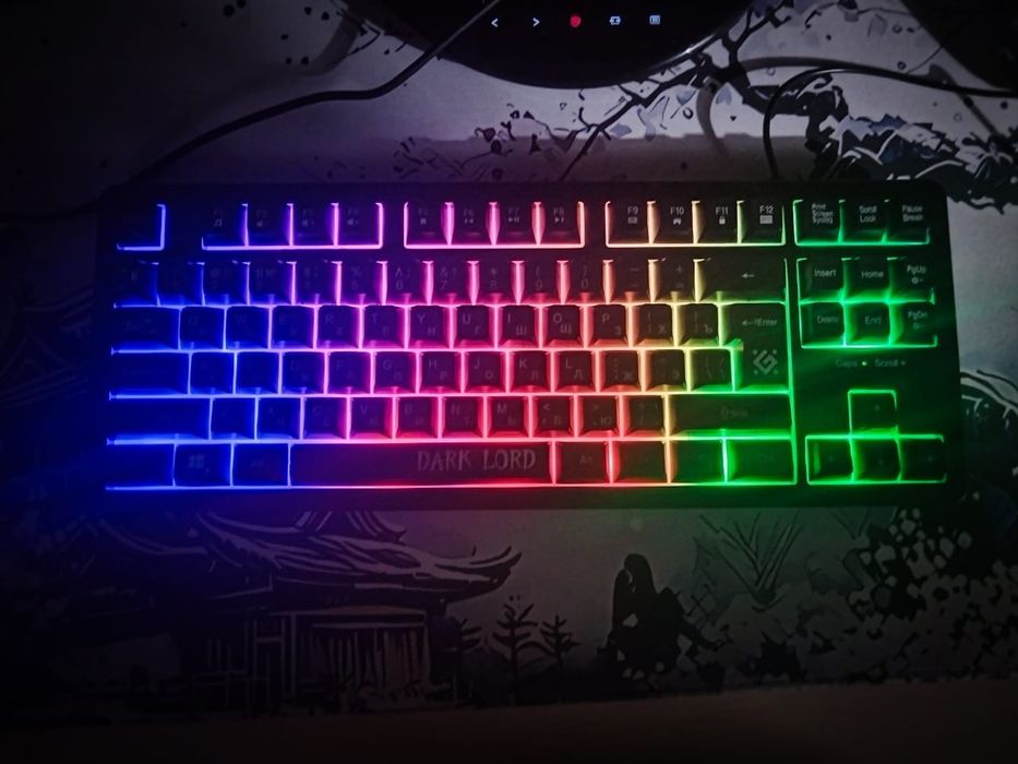 Продам клавиатуру Dark Lord