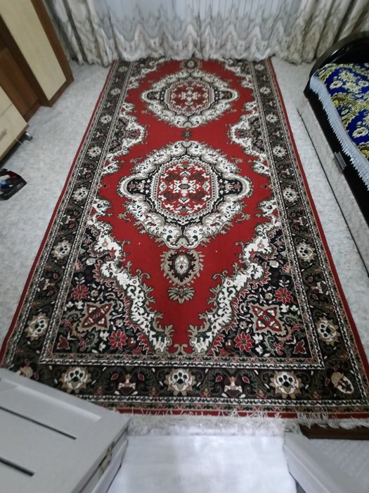 Ковер б/у в хорошом состояние