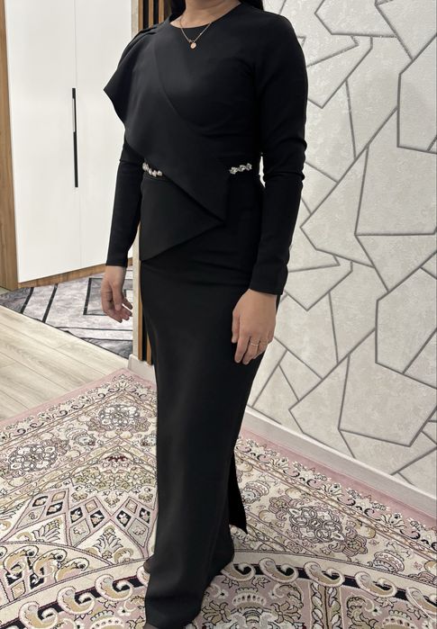 Продам черные платье