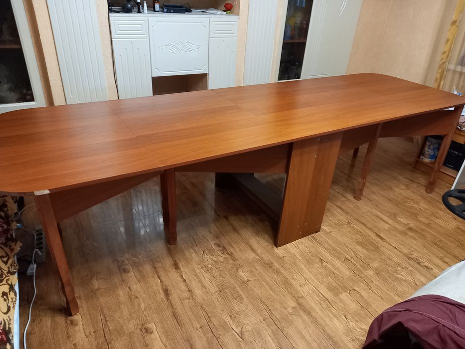 Продам стол-книжку