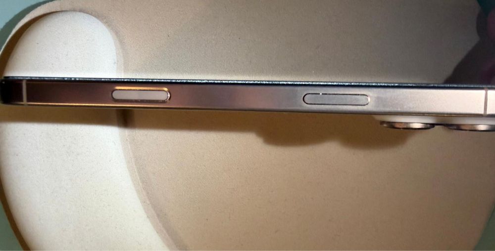 Iphone 16 Pro Max - 256GB - 94% - Dessert Titanium