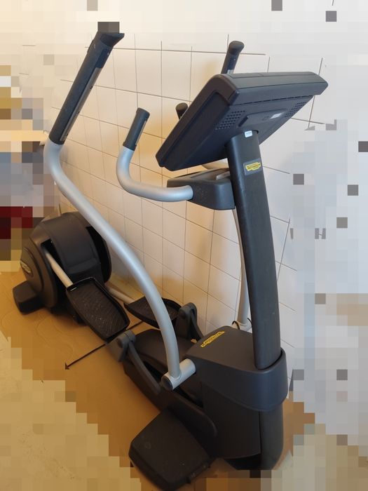 technogym synchro excite 1000 unity elliptical cross trainer