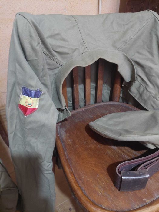 Tinuta garzile patriotice-perioada comunista