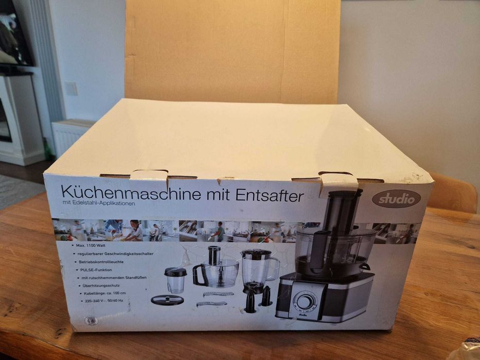 Robot bucatarie 1100W NOU!