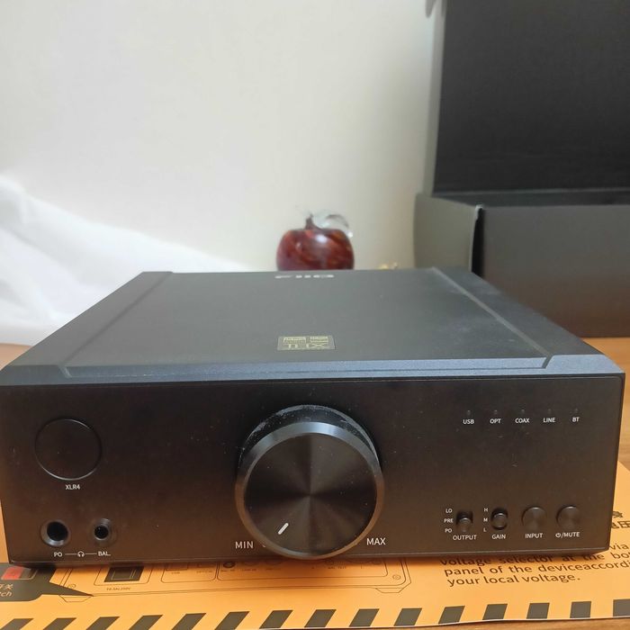 Усилитель для наушников с ЦАП: Fiio k9 akm.