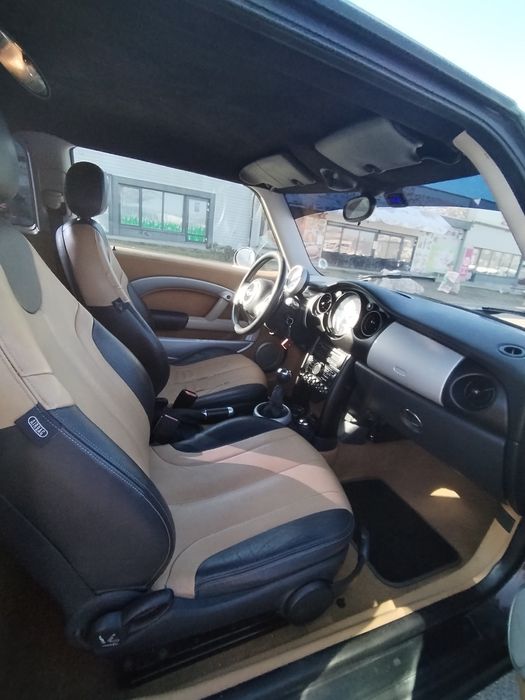 Mini Cooper R50 2002