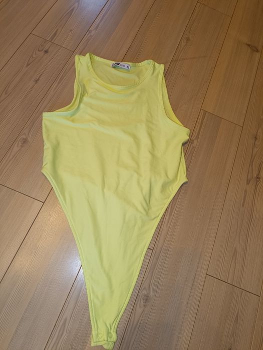 Vând lot cu 13 articole de damă