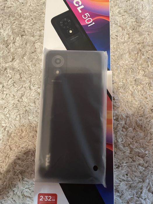 Vand telefon TCL nou