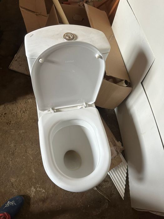 Унитаз . В отличном  состоянии