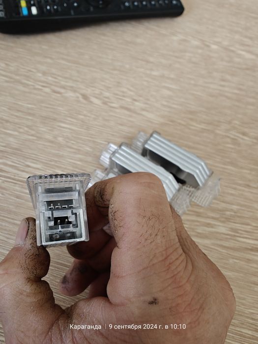 Продаю  логотип .