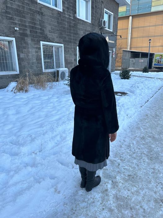 Продам норковую шубу