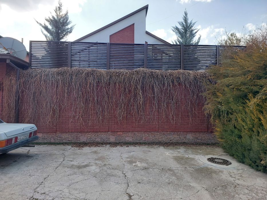 Современные жалюзи-заборы — стиль будущего уже сегодня
Надежность, эст