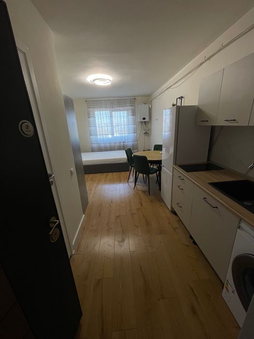 Ofer spre închiriere Garsoniera strada Fabricii 125A