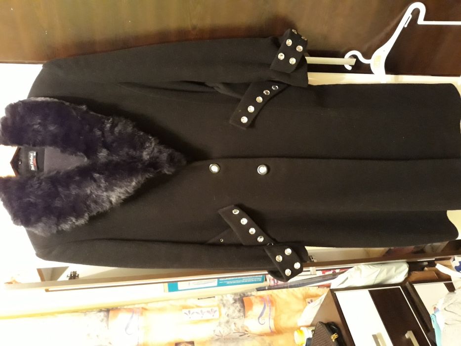 Дълго дамско палто