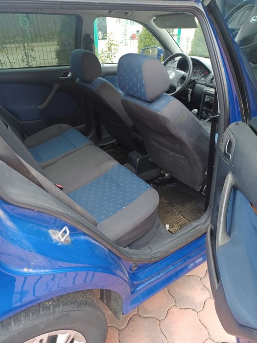 Skoda octavia 1.6 benzina fab.2001