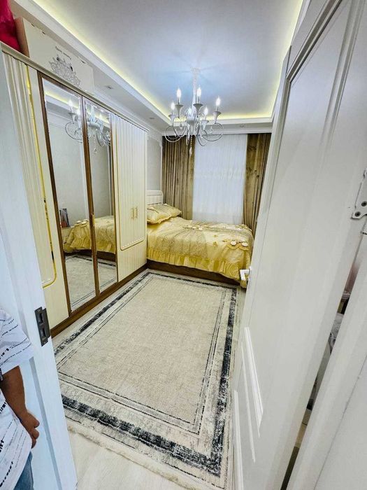 Сагбон чинни завод ҳудудида новостройка янги таъмирланган 2 хонали уй