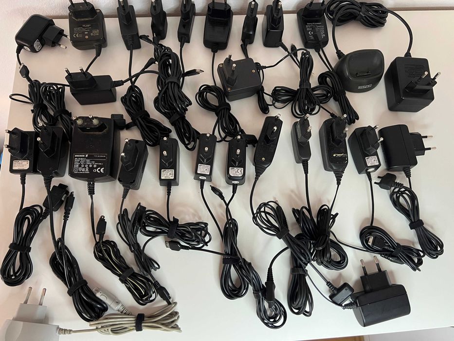 Lot 105 telefoane mobile