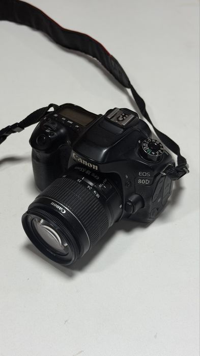 Canon 80D Kit - 18-55