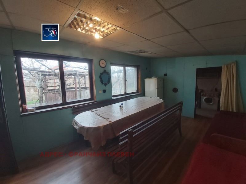 Продава се Къща в с. Обнова, Област Плевен - 90 кв.м за 556 €/кв.м - Снимка #3