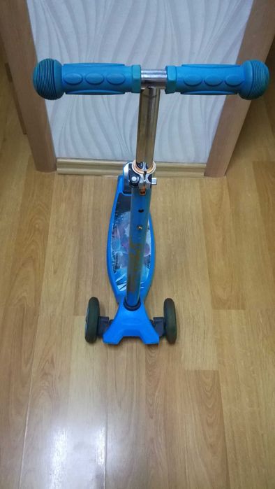 рабочие детские самокаты и скейтборд