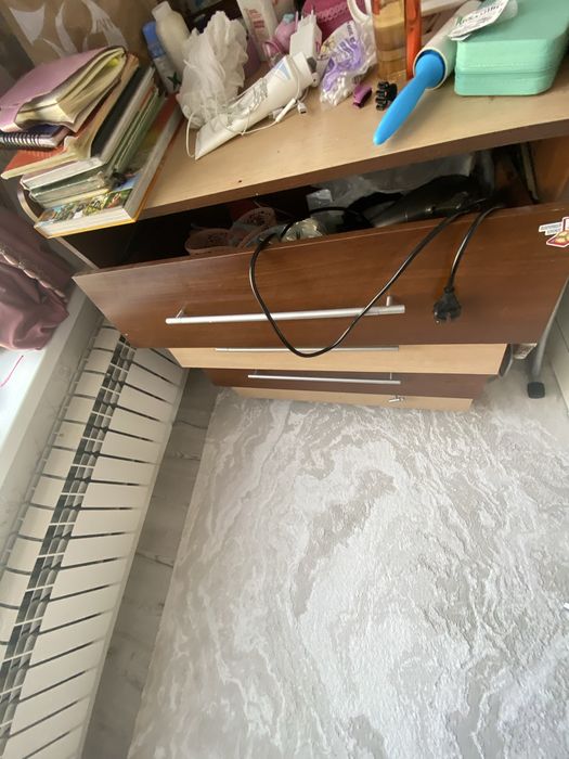 Комод с зеркалом