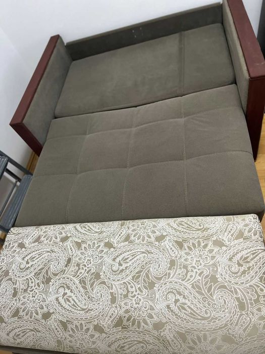 диван кровать б,у