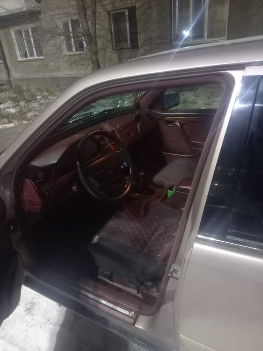 Мерседес с200w202