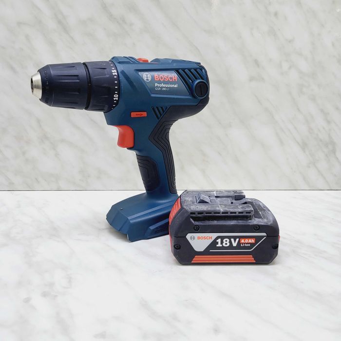 Masina de gaurit si insurubat Bosch GSR 180-LI cu Acumultaror 18V 4ah