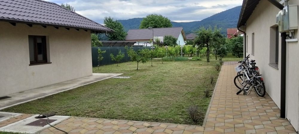 Casă terec curte gradina