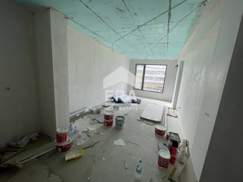 Продажба на тристаен апартамент