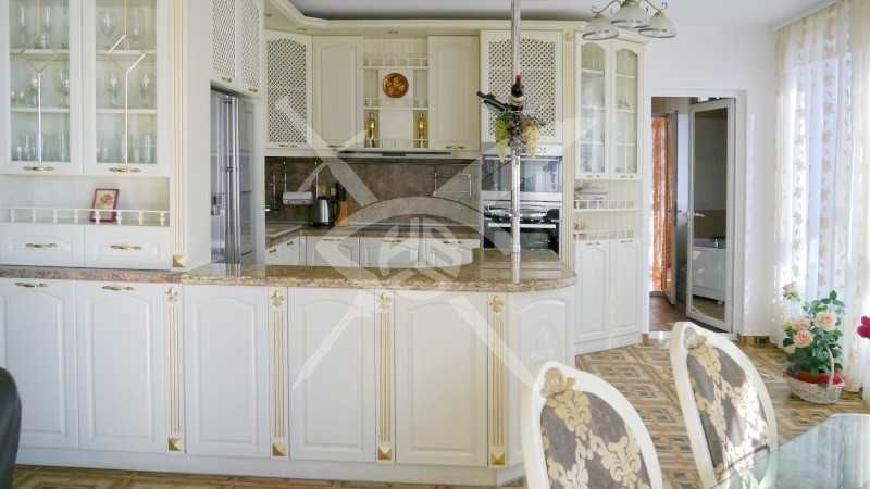 Тристаен апартамент в Несебър 61816