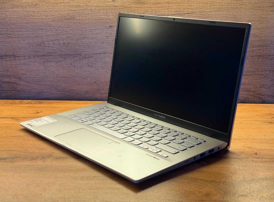 Ноутбук для работы и учебы ASUS 2022г